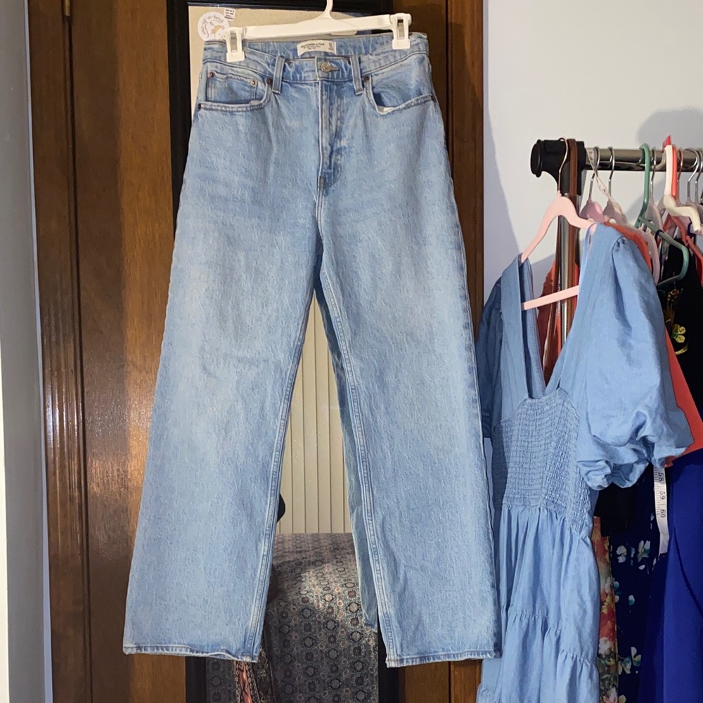 Abercrombie & Fitch Light Blue wide Leg Jeans